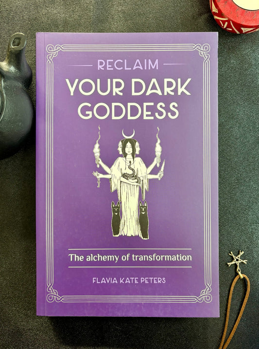 Reclama tu Diosa Oscura: La alquimia de la transformación