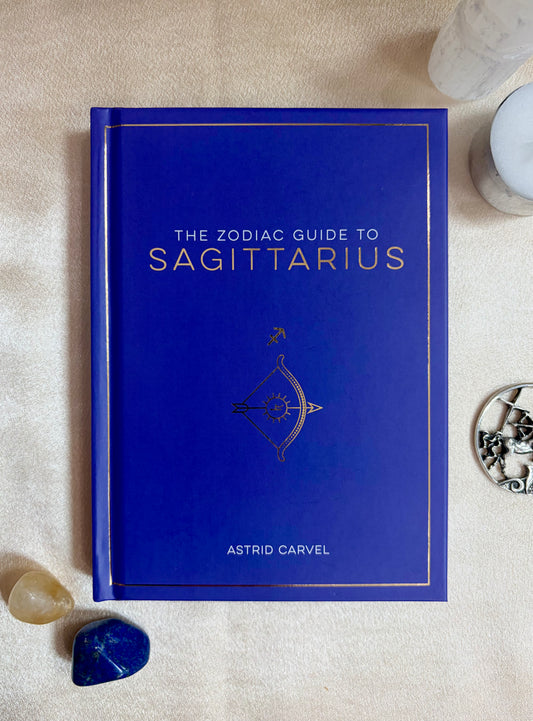 La guía del zodiaco para Sagitario por Astrid Carvel