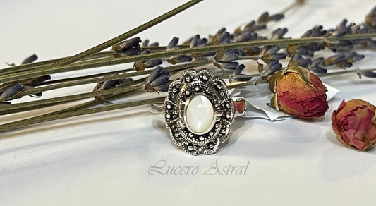 Anillo de veneno de plata de ley - blanco