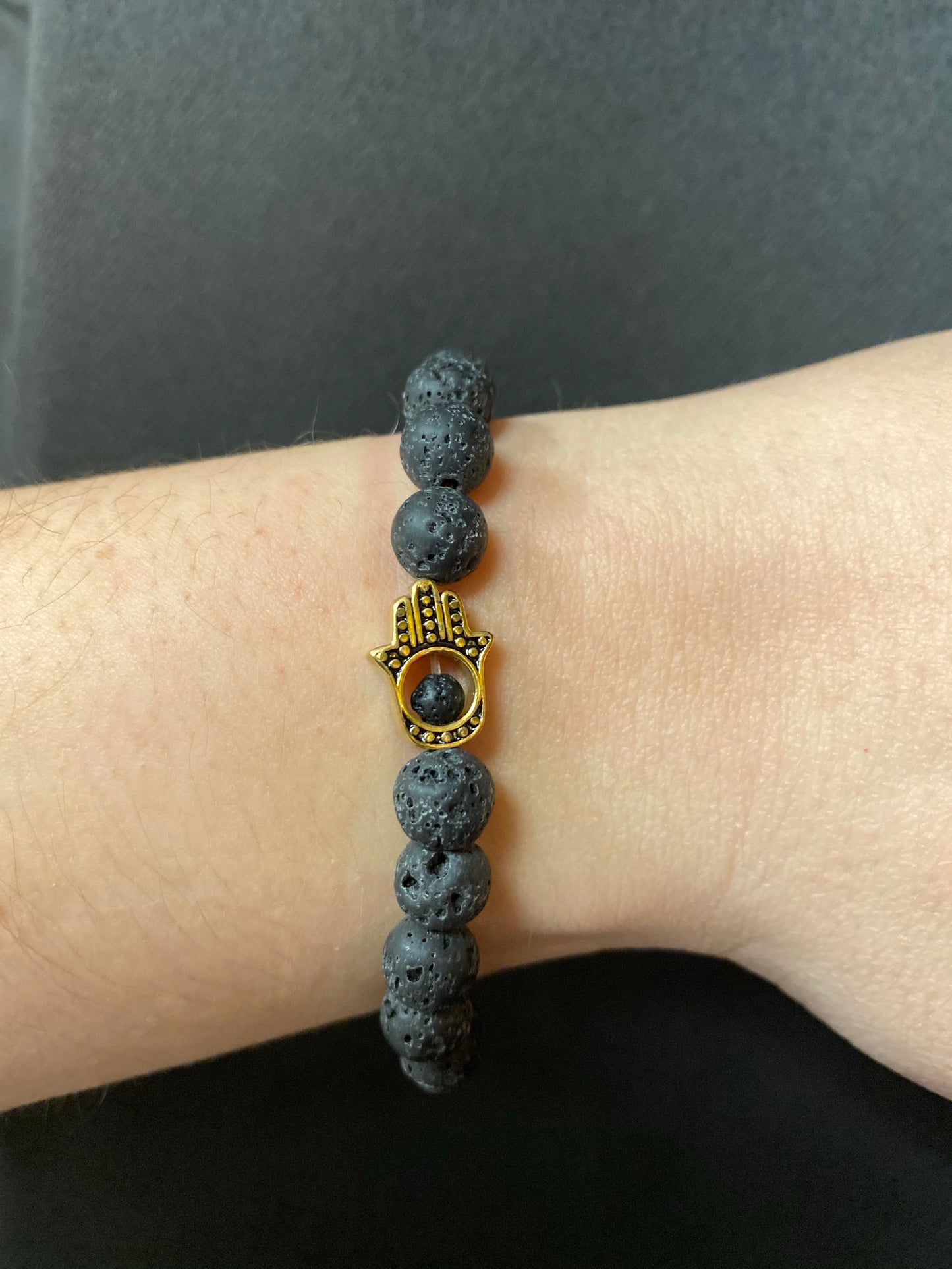 Pulsera Hamsa de Piedra Volcánica/ Aromaterapia